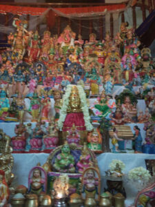 golu-padigal-kumbam